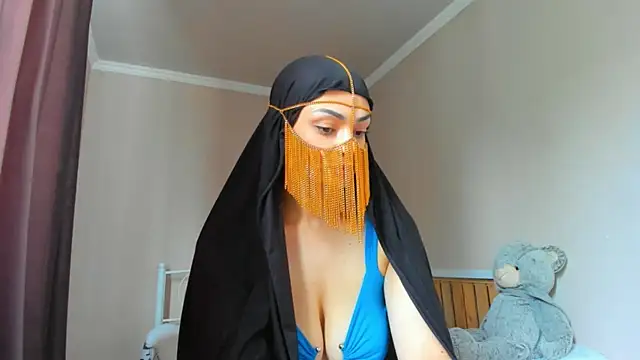 Snapshot of _cleopattra_ chatting on May 3, 2026, 7:02 am cleopattra online show from May 3, 2026, 7:02 am
