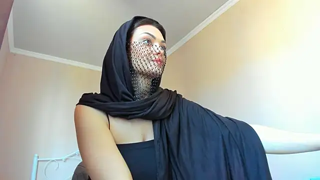 Snapshot of _cleopattra_ chatting on March 22, 2026, 8:38 am cleopattra online show from March 22, 2026, 8:38 am