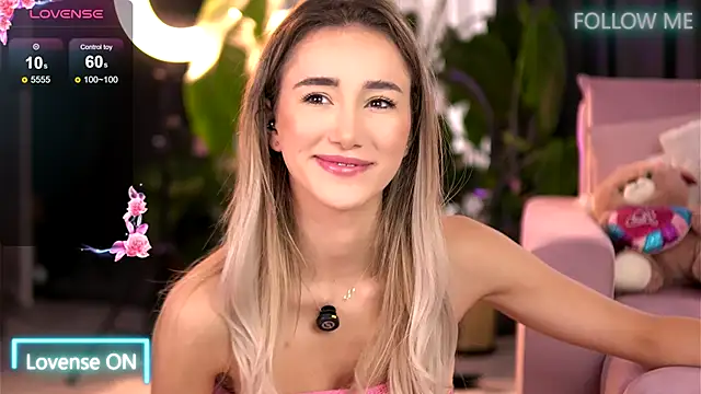 EmilyRaymont online show from September 27, 2025, 6:08 am