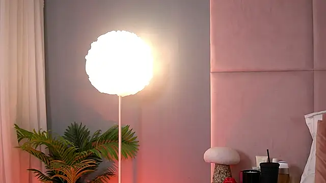 AlmaLuv online show from March 2, 2026, 4:35 am