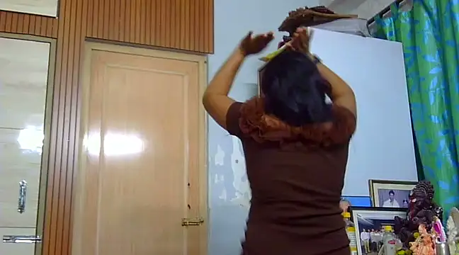 Snapshot of sexy_roma chatting on March 14, 2025, 3:58 pm sexy roma online show from March 14, 2025, 3:58 pm