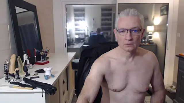 Snapshot of Goduleur69 chatting on January 13, 2025, 5:23 pm Goduleur69 online show from January 13, 2025, 5:23 pm