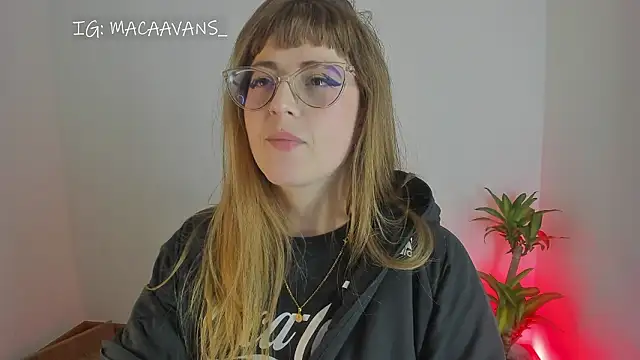 tekila   online show from March 6, 2026, 11:00 pm