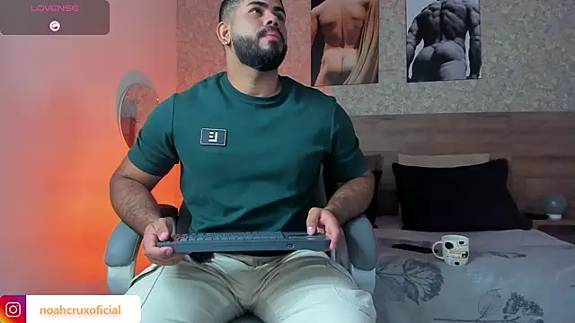 noah crux online show from October 21, 2025, 11:20 am