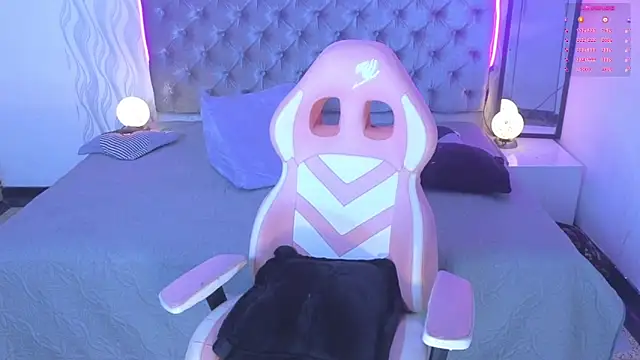 zoe arango online show from December 13, 2024, 1:37 am