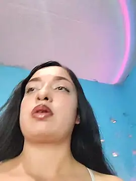 evelyn prince1 online show from April 25, 2026, 2:47 am