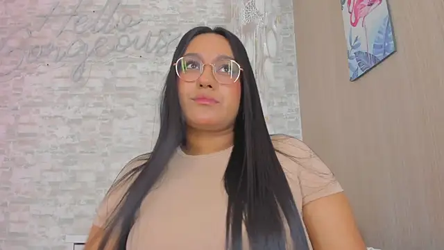 ellamontoya online show from March 16, 2025, 5:03 am