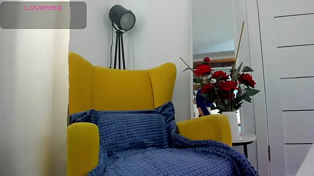 miissblonde online show from April 10, 2026, 1:56 am