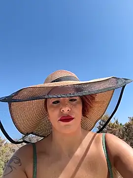 Snapshot of Selvaggia_official83 chatting on February 22, 2026, 11:45 am Selvaggia official83 online show from February 22, 2026, 11:45 am