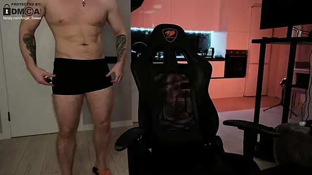 sweettooth21 online show from September 15, 2025, 8:42 pm