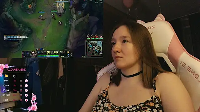 Snapshot of MoonlishSiren chatting on January 12, 2026, 9:31 pm MoonlishSiren online show from January 12, 2026, 9:31 pm