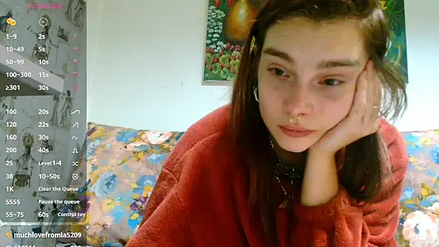 Snapshot of Sophie_Bell chatting on March 21, 2025, 7:24 pm Sophie Bell online show from March 21, 2025, 7:24 pm
