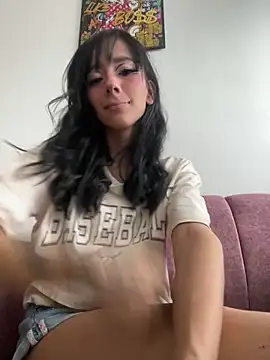 MelodyBliss online show from April 10, 2026, 9:44 pm