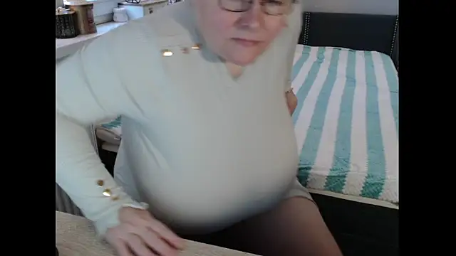 Sweetboobs online show from January 11, 2026, 10:11 am