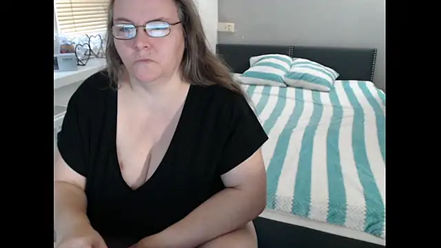 Sweetboobs online show from December 3, 2025, 10:36 am