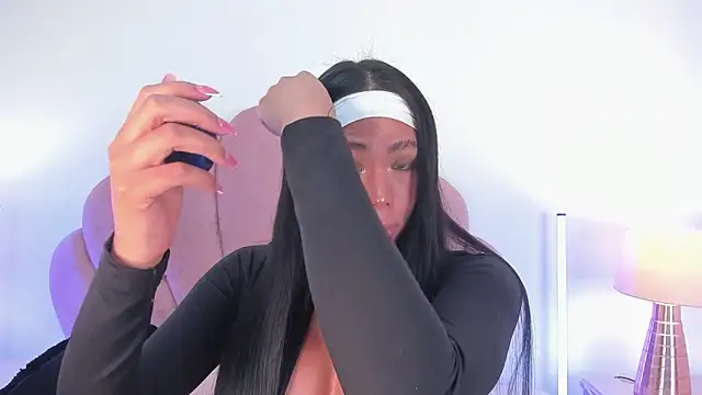 Snapshot of Nicole_Paradise chatting on December 16, 2025, 12:53 pm Nicole Paradise online show from December 16, 2025, 12:53 pm