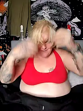 Trans Girl next door420 online show from February 18, 2026, 8:27 pm