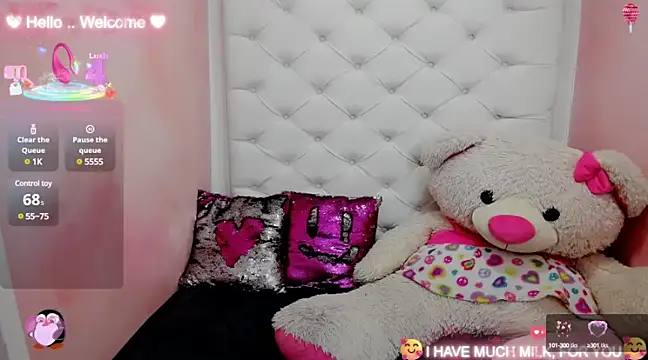Snapshot of emma__cute__ chatting on March 14, 2025, 10:29 am emma cute online show from March 14, 2025, 10:29 am