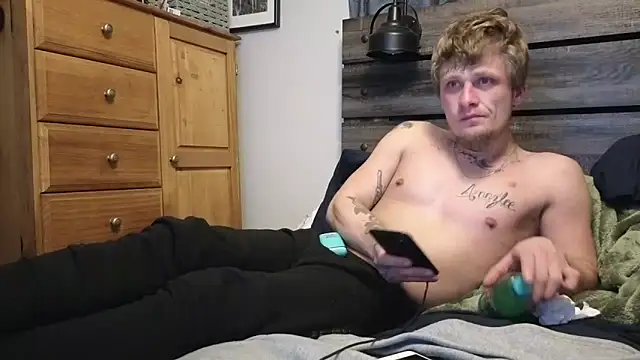 SpAzZ1234 online show from February 13, 2026, 5:07 am