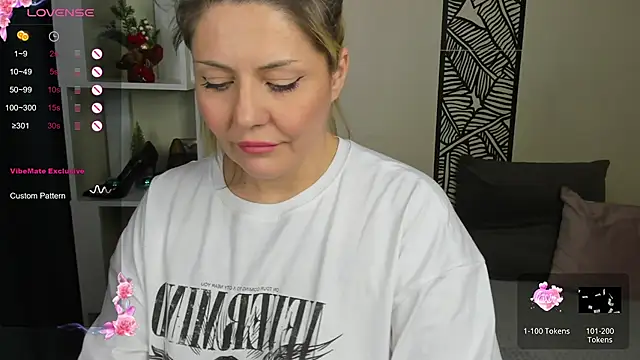 Snapshot of fucking_punishment chatting on December 9, 2024, 5:07 am fucking punishment online show from December 9, 2024, 5:07 am