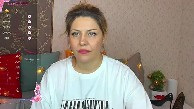 Snapshot of fucking_punishment chatting on December 15, 2024, 3:13 am fucking punishment online show from December 15, 2024, 3:13 am