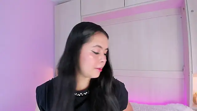 valerymeyerr online show from October 1, 2025, 4:17 am