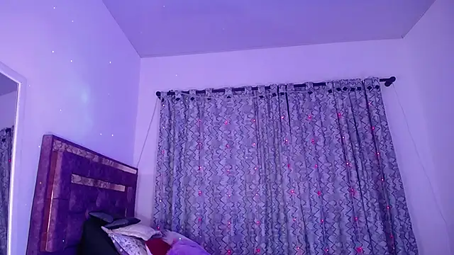 alejandrafitt online show from March 28, 2026, 1:06 am