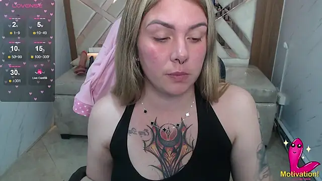 Paula b  online show from May 11, 2026, 2:56 pm