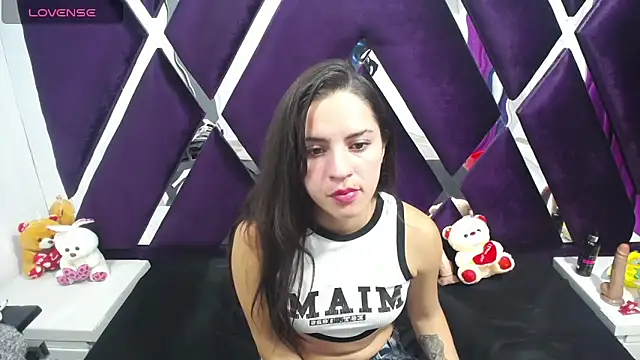 CooperEmma  online show from April 14, 2026, 3:00 am