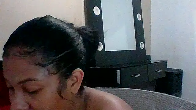 Kitra New online show from February 17, 2026, 7:33 pm