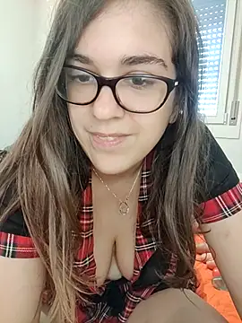 Miachan LaGattinaVogliosa online show from October 3, 2025, 1:12 pm