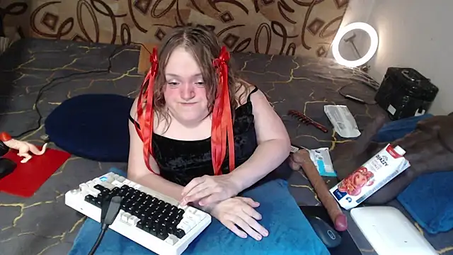 MiniNatalie online show from March 9, 2025, 2:07 am