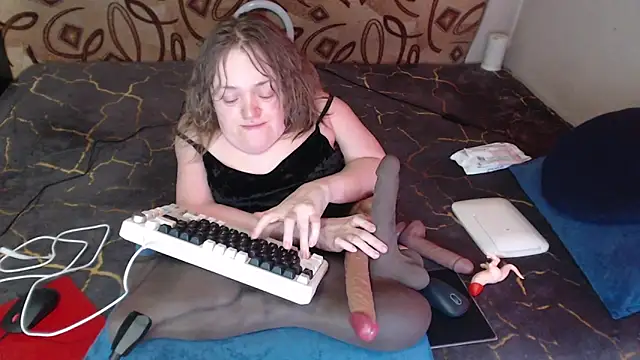 MiniNatalie online show from March 17, 2025, 4:08 am