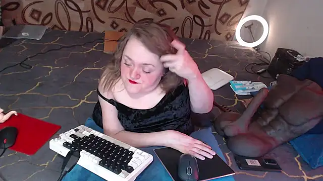 MiniNatalie online show from March 11, 2025, 7:35 am