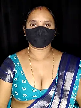 vintage-vibs online show from December 17, 2025, 7:52 pm