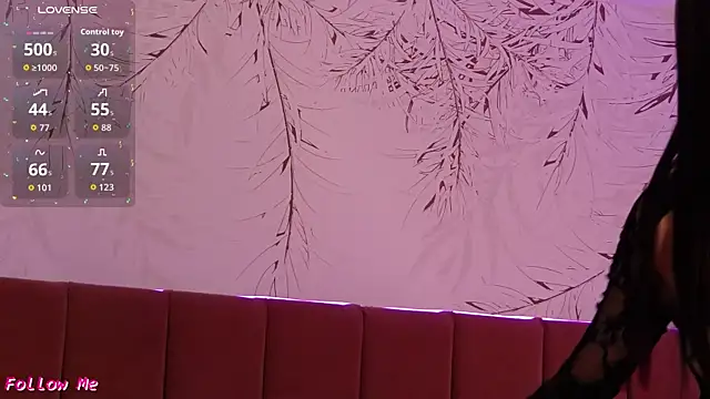 PinkySparks online show from February 12, 2026, 7:13 pm