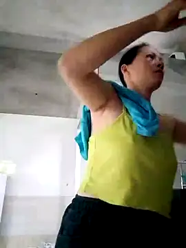 Snapshot of Aninyin22 chatting on July 9, 2026, 2:34 am Aninyin22 online show from July 9, 2026, 2:34 am