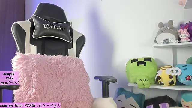 HannaRainbow  online show from October 22, 2025, 10:30 pm