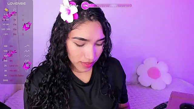 Snapshot of Olivia_fx chatting on October 16, 2025, 11:02 pm Olivia fx online show from October 16, 2025, 11:02 pm