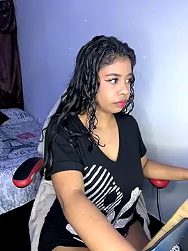 Snapshot of Fanny_Klean chatting on September 10, 2025, 6:45 am Fanny Klean online show from September 10, 2025, 6:45 am