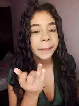 Snapshot of Fanny_Klean chatting on September 14, 2025, 6:03 am Fanny Klean online show from September 14, 2025, 6:03 am