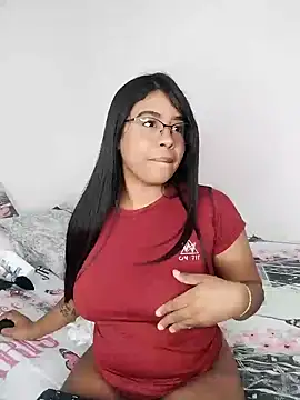 Snapshot of Fanny_Klean chatting on January 21, 2025, 2:26 pm Fanny Klean online show from January 21, 2025, 2:26 pm