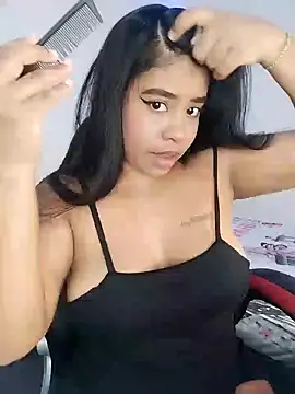 Snapshot of Fanny_Klean chatting on January 31, 2025, 6:02 am Fanny Klean online show from January 31, 2025, 6:02 am