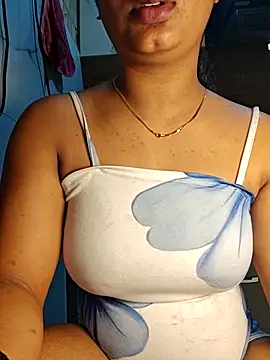 Manpreet kaur21 online show from March 27, 2026, 6:22 am