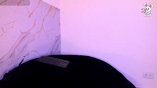  noahjones online show from February 7, 2026, 2:47 pm