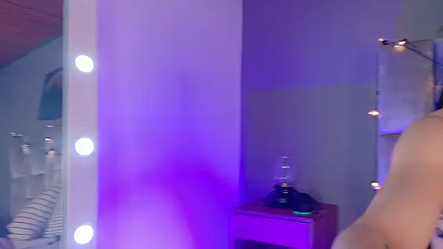 Snapshot of AmyPalmmer chatting on February 10, 2026, 11:53 am AmyPalmmer online show from February 10, 2026, 11:53 am