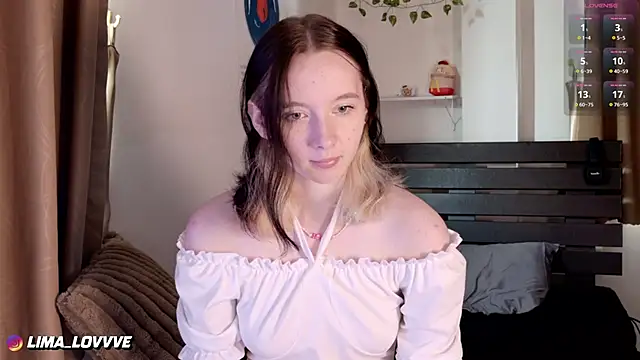 Snapshot of LimaLexxx chatting on February 16, 2026, 1:37 am LimaLexxx online show from February 16, 2026, 1:37 am