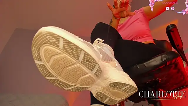 charlotte  grey online show from May 27, 2026, 7:43 pm