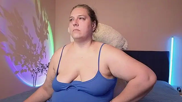 Snapshot of Niter chatting on June 15, 2026, 4:06 pm Niter online show from June 15, 2026, 4:06 pm