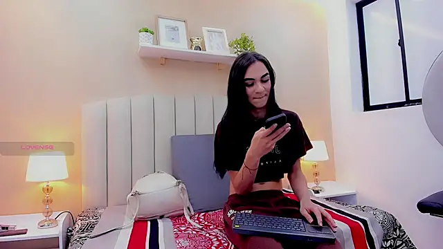 Snapshot of Mia_thompson_19 chatting on May 28, 2026, 7:20 pm Mia thompson 19 online show from May 28, 2026, 7:20 pm